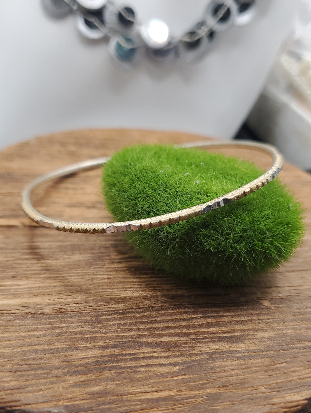 B3502 Delicate Textured Gold Tone Bangle Bracelet